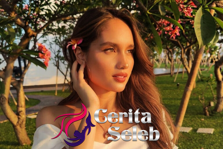 Cinta Laura Tampil Memukau